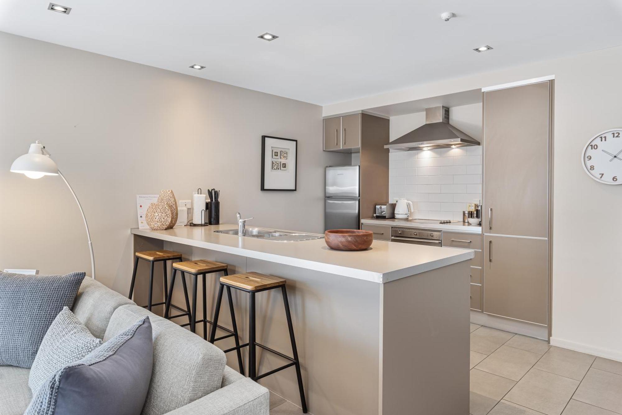 Paihia 2 Bedroom Apartment With Pool Eksteriør billede