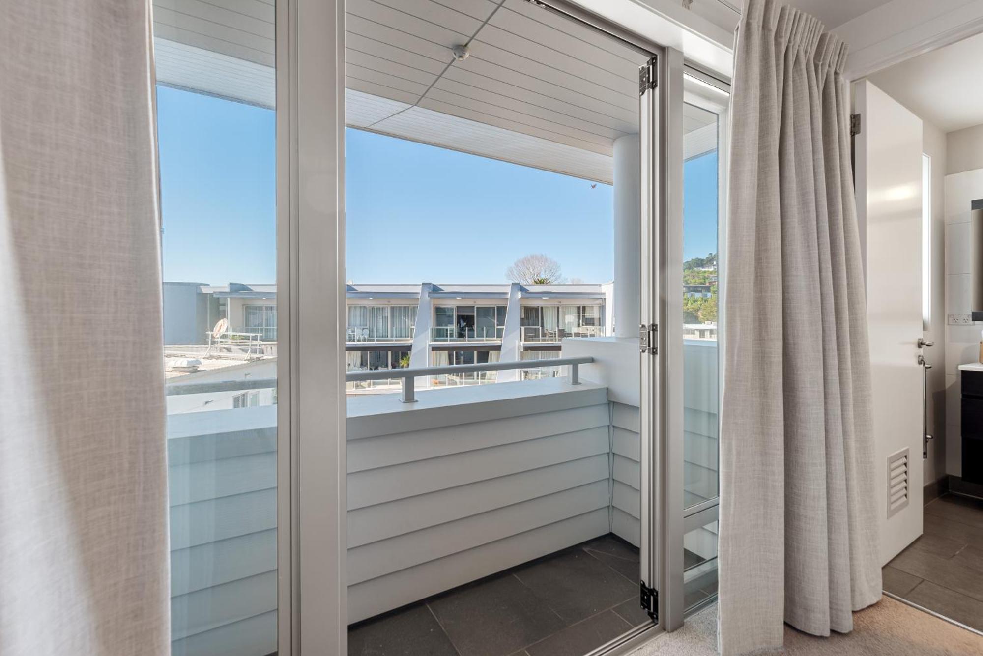 Paihia 2 Bedroom Apartment With Pool Eksteriør billede